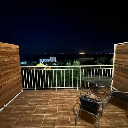 Lithino Rooms Kalamata Esterno foto