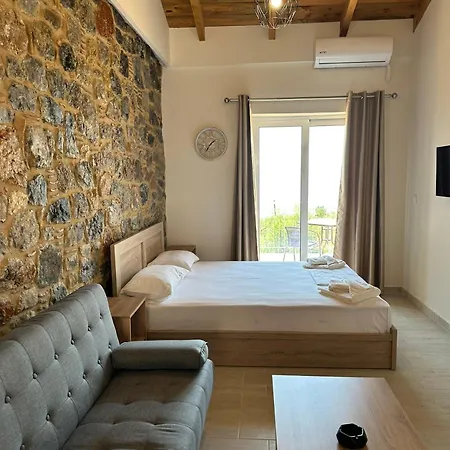 Lithino Rooms Kalamata Esterno foto